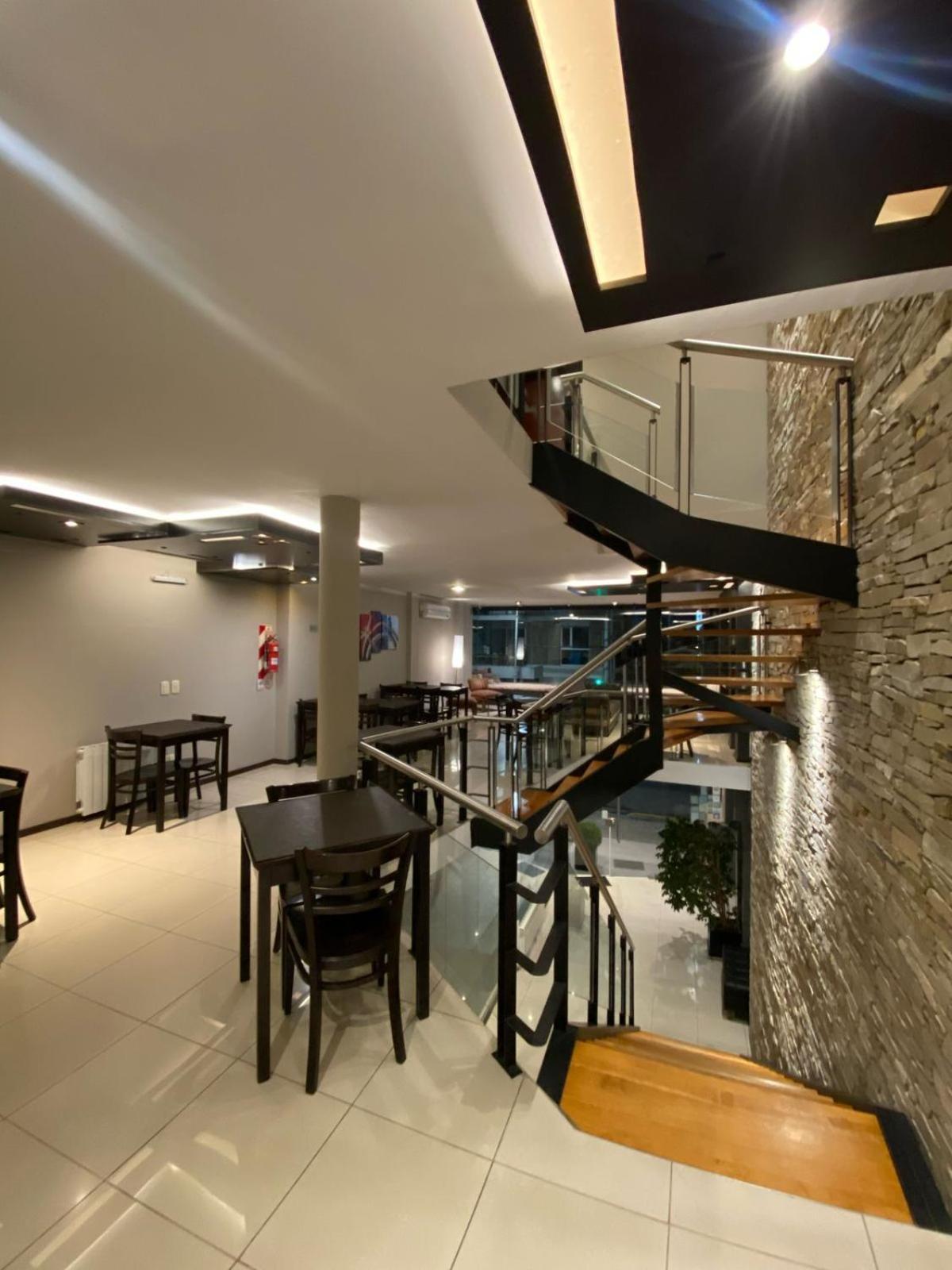 Hotel Aires De Tandil Kültér fotó